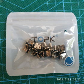 Кабелі Кабели ^/--/^ 18 шт. TOPK microUSB магнітні коннектори до кабеля зарядки ^_^^^ 18 шт. TOPK microUSB магнитные конвекторы к кабелю зарядки - фото фото фото