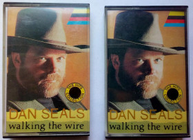 Касети Кассеты ^/--/^ Dan Seals - Walking The Wire, vol. 1 &amp; 2 1992  (фирма) ^_^^^ Dan Seals - Walking The Wire, vol. 1 &amp; 2 1992 (фірма) - фото фото фото