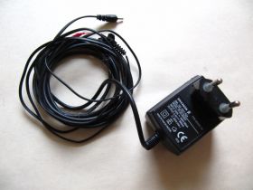 Зарядні пристрої Зарядные устройства ^/--/^ Блок живлення, питания, Ericsson PL-35-394 /--/ EU 4.5 /--/ V 0.3 /--/ A ^_^^^ Блок живлення, живлення, Ericsson PL-35-394 /--/ EU 4.5 /--/ V 0.3 /--/ A - фото фото фото