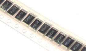 Резистори Резисторы ^/--/^ Резистор 2512 SMD 2 /--/ W 1% R /--/ 030    1 шт. ^_^^^ Резистор 2512 SMD 2 /--/ W 1% R /--/ 030 1 шт. - фото фото фото