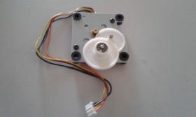 Комплектуючі Комплектующие ^/--/^ Редуктор  (двигатель) сканера HP ScanJet 5590 /--/ p ^_^^^ Редуктор (двигун) сканера HP ScanJet 5590 /--/ p - фото фото фото