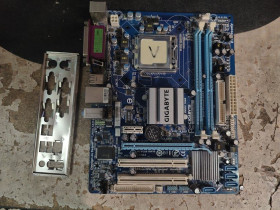 Материнські плати Материнские платы ^/--/^ Мат. плата Gigabyte GA-G /--/ 41 /--/ MT-ES /--/ 2 /--/ L rev /--/ 1.3 LGA /--/ 775 G /--/ 41 PCI-E+SVGA+GbLAN SATA MicroATX 2 /--/ DDR /--/ 3 № 241610103 ^_^^^ Мат. плата Gigabyte GA-G /--/ 41 /--/ MT-ES /--/ 2 /--/ L rev /--/ 1.3 LGA /--/ 775 G /--/ 41 PCI-E+SVGA+GbLAN SATA MicroATX 2 /--/ DDR /--/ 3 No 241610103 - фото фото фото