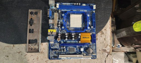 Материнські плати Материнские платы ^/--/^ Мат. плата ASRock N /--/ 68-VGS /--/ 3 FX Socket AM /--/ 3+ GeForce 7025 SATA RAID MicroATX 2 /--/ DDR /--/ 3 № 242905107 ^_^^^ Мат. плата ASRock N /--/ 68-VGS /--/ 3 FX Socket AM /--/ 3+ GeForce 7025 SATA RAID MicroATX 2 /--/ DDR /--/ 3 No 242905107 - фото фото фото