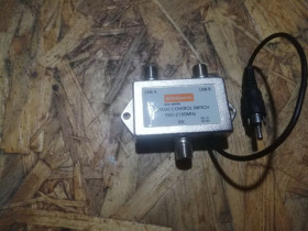 Кабелі та перехідники Кабели и переходники ^/--/^ Перемикач WinQuest 0 / 12 /--/ V SWITCH 2 /--/ X /--/ 1 ^_^^^ Переключатель WinQuest 0 / 12 /--/ V SWITCH 2 /--/ X /--/ 1 - фото фото фото