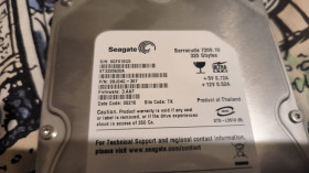 Жорсткі диски Жесткие диски ^/--/^ Жорсткий диск HDD Seagate ST /--/ 3320620 /--/ A 320 /--/ GB IDE №5 ^_^^^ Жесткий диск HDD Seagate ST /--/ 3320620 /--/ A 320 /--/ GB IDE No /--/ 5 - фото фото фото