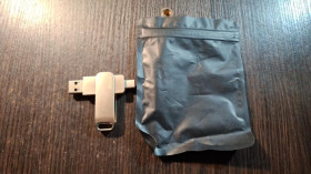 USB флешнакопичувачі USB флешнакопители ^/--/^ универсальный металлический USB-накопитель с поворотным корпусом  (OTG 2-в-1 с разъёмами USB-A и USB-Type-C) и объемом памяти 512 ГБ - фото фото фото