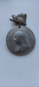 Європа Европа ^/--/^ 1897 год медаль королева Виктория в короне, колодка-кабан , Великобритания vb /--/ 962 ^_^^^ 1897 рік медаль королева Вікторія в короні, колодка-кабан, Велика Британія vb /--/ 962 - фото фото фото