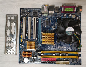 Материнські плати Материнские платы ^/--/^ Материнская плата Gigabyte GA-945 /--/ GCM-S /--/ 2 + Intel Celeron 430 1.8 GHz ^_^^^ Материнська плата Gigabyte GA-945 /--/ GCM-S /--/ 2 + Intel Celeron 430 1.8 GHz - фото фото фото