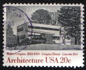 Архітектура Архитектура ^/--/^ США (1982) Архитектура. Дом архитектора Гропиуса ^_^^^ США (1982) Архітектура. Будинок архітектора Гропіуса - фото фото фото