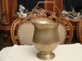 Статуетки, Скульптури, Фігурки, Фарфор Статуэтки, Скульптуры, Фигурки, Фарфор ^/--/^ Красивое Антикварное Ведро Бронза Германия ^_^^^ Красиве Антикварне ВЕДРО (для льоду) БРОНЗА Стара Європа - фото фото фото