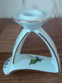 Статуетки, Скульптури, Фігурки, Фарфор Статуэтки, Скульптуры, Фигурки, Фарфор ^/--/^ Подсвечник фарфоровый Ландыш. Ручная работа. Германия. Винтаж. ^_^^^ Підсвічник фарфоровий Ландиш. Ручна робота. Німеччина. Вінтаж. - фото фото фото