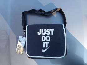 Сумки Сумки ^/--/^ Нова черная сумка через плечо Just do it 32 х 10 х 28 см ^_^^^ Новая черная сумка через плечо Just do it 32 х 10 х 28 см - фото фото фото