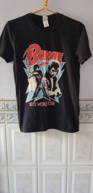 Футболки, майки Футболки, майки ^/--/^ Футболка &amp;quot;Bowie&amp;quot;  (100% cotton, S, Nicaragua) б/у ^_^^^ Футболка &amp;quot;Bowie&amp;quot; (100% cotton, S, Nicaragua) б/у - фото фото фото