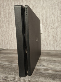 Sony Sony ^/--/^ PlayStation 4 1 ТБ з дисками та акаунтом з іграми. ^_^^^ PlayStation 4 1 ТВ с дисками и аккаунтом с играми. - фото фото фото