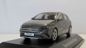 : Закордонні : Зарубежные ^/--/^ Mercedes-Benz B-klasse 2018 W /--/ 247, Herpa. 1:43 коробка и бокс. Мерседес Бенц 2018 ^_^^^ Mercedes-Benz B-klasse 2018 W /--/ 247, Herpa. 1:43 коробка і бокс. Мерседес Бенц 2018 - фото фото фото