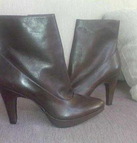 Босоніжки Босоножки ^/--/^ Gianni BINI сапоги укороченные коричн.кожаные 38.5  ( Бразилия ) ^_^^^ Gianni BINI чоботи вкорочені коричн. шкіряні 38.5 - фото фото фото