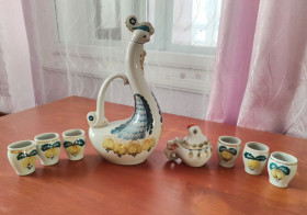 Статуетки, Скульптури, Фігурки, Фарфор Статуэтки, Скульптуры, Фигурки, Фарфор ^/--/^ Сервіз «Півник та Курочка»      (8 предметів) — ПЗХК Полонне. 1970-ті роки. ^_^^^ Сервиз «Полуник и Курочка» (8 предметов) — ПЗХК Полонное. 1970-е годы. - фото фото фото