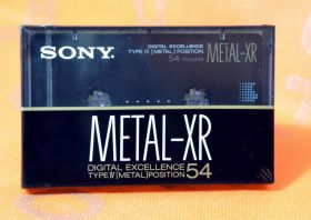 Касети Кассеты ^/--/^ Аудио кассета Sony Metal XR 54 Япония 1989 МЕТАЛЛ запечатана ^_^^^ Аудіо касета Sony Metal XR 54 Японія 1989 МЕТАЛЛ запечатана - фото фото фото
