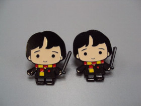 Інше Другое ^/--/^ Значок пін Гаррі Поттер Невіл Лонґботом Harry Potter Neville Longbottom знак брошка лот 2 шт №18512 ^_^^^ Значок пин Гарри Поттер Невилл Лонгботом Harry Potter Neville Longbottom знак брошка лот 2 шт No /--/ 18512 - фото фото фото