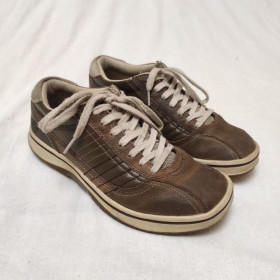 Джинси Джинсы ^/--/^ Кроссовки  кожаные  бренда skechers, р. 39. ^_^^^ Кросівки шкіряні бренди skechers, р. 39. - фото фото фото