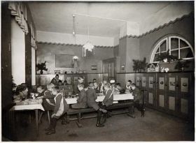 Листи, фото Письма, фото ^/--/^ Прес-фото Заняття в класі Макс Гохладен 1910-ті Потсдам ^_^^^ Пресс-фото Занятия в классе Макс Гохладен 1910-е Потсдам - фото фото фото