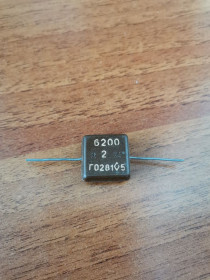 Конденсатори Конденсаторы ^/--/^ Конденсатор КСО-5 6200 /--/ пФ 500 /--/ В ^_^^^ Конденсатор КСВ-5 6200 /--/ пФ 500 /--/ В - фото фото фото