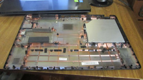 Корпуса Корпуса ^/--/^ Корпус низ Корито Дно Acer Extensa EX 2519 2530 ^_^^^ Корпус низ Коріто Дно Acer Extensa EX 2519 2530 - фото фото фото