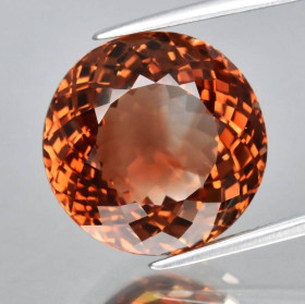 Топаз Топаз ^/--/^ Медовый топаз 15.65 Ct.  14.2 mm ^_^^^ Медовий топаз 15.65 Ct. 14.2 mm - фото фото фото