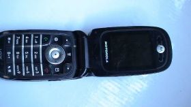 Motorola Motorola ^/--/^ мобильный телефон Motorola V /--/ 235  без акб и крышки ^_^^^ Мобільний телефон Motorola V /--/ 235 без акб і кришки - фото фото фото
