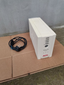 UPS, ИБП UPS, ИБП ^/--/^ Источник бесперебойного питания ИБП APC /--/ 500 ^_^^^ Джерело безперебійного живлення ІБП APC /--/ 500 - фото фото фото