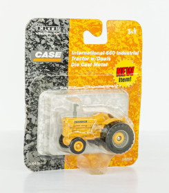 Hot Wheels Hot Wheels ^/--/^ 1:64 CASE International 660 Industrial Tractor w/Duals, ERTL #14216 2003 - фото фото фото