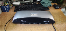 Ламінатори Ламинаторы ^/--/^ Ламинатор Fellowes Spectra A /--/ 4 № 22080901 ^_^^^ Ламінатор Fellowes Spectra A /--/ 4 No 22080901 - фото фото фото
