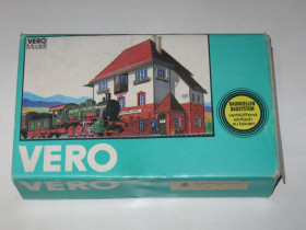 H H ^/--/^ Модель VERO железная дорога / централизационный пост 62 420 / Piko НО 1:87  (made in GDR) ^_^^^ Модель VERO залізниця / централізаційний пост 62 420 / Piko НО 1:87 (made in GDR) - фото фото фото