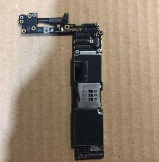 Системні та дисплейні плати Системные и дисплейные платы ^/--/^ logic board iPhone 6 16 /--/ гб     (материнская плата) ^_^^^ logic board iPhone 6 16 /--/ гб (материнська плата) - фото фото фото