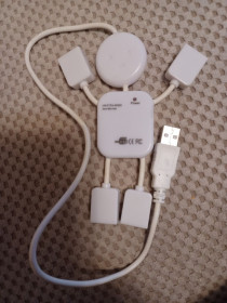 Зарядні пристрої, кабелі Зарядные устройства, кабели ^/--/^ Разветлитель USB ^_^^^ Розгалужник USB - фото фото фото