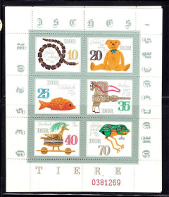 НДР, ФРН ГДР, ФРГ ^/--/^ Германия  ГДР / DDR  1981 г  MNH -  блок - ИГРУШКИ ^_^^^ Німеччина НДР / DDR 1981 MNH - блок - ІГРУШКИ - фото фото фото