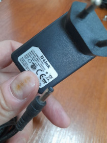 Зарядні пристрої Зарядные устройства ^/--/^ Блок живлення D-Link зарядне 12 /--/ V 0.5 /--/ A роутер ^_^^^ Блок питания D-Link зарядное 12 /--/ V 0.5 /--/ A роутер - фото фото фото