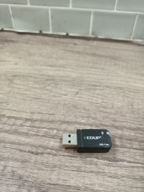 Інше Другое ^/--/^ EDUP Wi-Fi адаптер 1300 Мбіт/с Dual Band USB 3.0 3909 ^_^^^ EDUP Wi-Fi адаптер 1300 Мбит/с Dual Band USB 3.0 3909 - фото фото фото