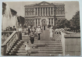 СРСР СССР ^/--/^ Москва. Советская площадь. Моссовет. Фото Тартаковского 1953 ^_^^^ Москва. Радянська площа. Моссовет. Фото Тартаковського 1953 - фото фото фото
