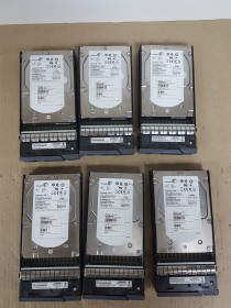 Жорсткі диски Жесткие диски ^/--/^ Диски HDD 3.5&amp;quot; SAS 300 /--/ gb ST /--/ 3300657 /--/ SS, 6 /--/ шт одним лотом,  від 1 /--/ грн       (№034) ^_^^^ Диски HDD 3.5&amp;quot; SAS 300 /--/ gb ST /--/ 3300657 /--/ SS, 6 /--/ шт одним лотом, от 1 /--/ грн (No /--/ 034) - фото