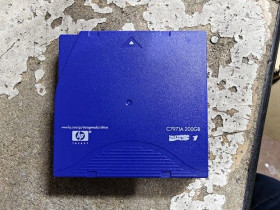 Інше Другое ^/--/^ Ленточный картридж HP LTO /--/ 1 Ultrium Data Cartridge 200 /--/ Gb C /--/ 7971 /--/ A № 263004302 ^_^^^ Сточний картридж HP LTO /--/ 1 Ultrium Data Cartridge 200 /--/ Gb C /--/ 7971 /--/ A No 263004302 - фото фото фото