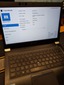 Toshiba Toshiba ^/--/^ Toshiba   (Dynabook) x /--/ 30 - Intel i /--/ 5-8265 /--/ U/0 DDR /--/ 4/0 SSD/батарейка на 4-5 години/єкран 13.3 матовий/вага 1.1 кг - фото фото фото