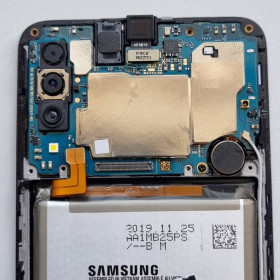 Аксесуари Аксессуары ^/--/^ Уцінка! Материнська плата Samsung Galaxy A /--/ 70 SM-A /--/ 705 /--/ FN - на запчастини / донор / б/в Оригінал - фото фото фото