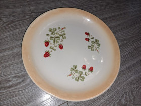 Статуетки, Скульптури, Фігурки, Фарфор Статуэтки, Скульптуры, Фигурки, Фарфор ^/--/^ блюдо  Буды 30 см  СССР клубника ^_^^^ Буди 30 см СРСР полуниця - фото фото фото