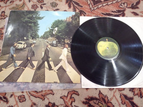 Платівки Пластинки ^/--/^ Beatles-Abbey Road     (77/Germ/1 /--/ C 072-04 243)     (G/VG+) ^_^^^ Beatles-Abbey Road (77/Germ/1 /--/ C 072-04 243) (G/VG+) - фото фото фото
