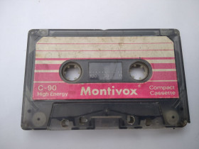 Касети Кассеты ^/--/^ Кассеты магнитофонные MONTIVOX. Аудио кассета MONTIVOX .  Аудиокассеты. ^_^^^ Касети магнітофонні MONTIVOX. Аудіо касету MONTIVOX. Аудіокасети. - фото фото фото
