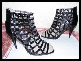 Босоніжки Босоножки ^/--/^ КРАСИВЫЕ МОДНЫЕ ЛАКОВЫЕ БОСОНОЖКИ ~CARNABY~ р 40-41 ^_^^^ КРАСИВІ МОДНІ ЛАКОВІ БОСОНОЖКИ ~ CARNABY~ р 40-41 - фото фото фото