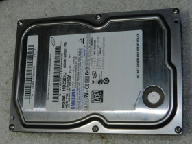 Жорсткі диски Жесткие диски ^/--/^ Накопичувач HDD SAMSUNG HD /--/ 252 /--/ HJ  (250 /--/ GB 7200 /--/ RPM SATA /--/ 3 /--/ Gbs 16 /--/ MBCache 3.5) ^_^^^ Накопитель HDD SAMSUNG HD /--/ 252 /--/ HJ (250 /--/ GB 7200 /--/ RPM SATA /--/ 3 /--/ Gbs 16 /--/ MBCache 3. 5) - фото фото фото