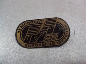 Спортивні Спортивные ^/--/^ знак футбол уефа чемпионат европы по футболу 1988 №765 ^_^^^ знак футбол уефа чемпіонат Європи з футболу 1988 No /--/ 765 - фото фото фото