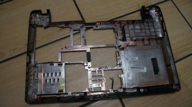 Корпуса Корпуса ^/--/^ Корыто/поддон/нижняя часть копуса Asus k /--/ 52 ^_^^^ Корито/піддон/нижня частина копуса Asus k /--/ 52 - фото фото фото